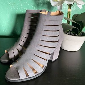 I’m size 7.5 they are to big for me it was a gift